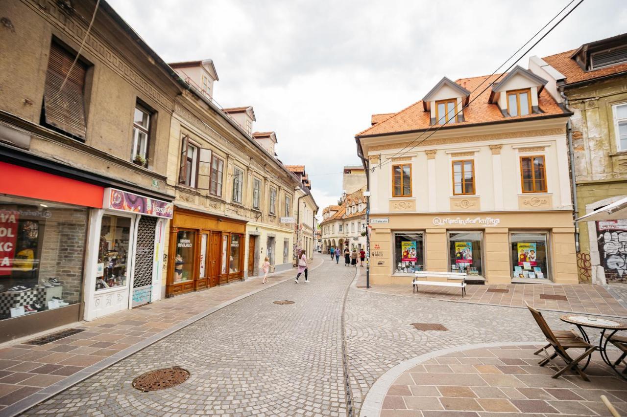 Апартаменты 150 Steps To The Main Square Любляна Экстерьер фото